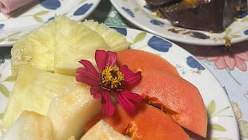 Ilmainen päivittäinen mannermainen aamiainen