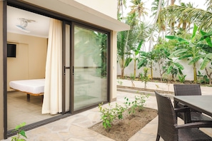 Double Room, Garden View | Terrace/patio