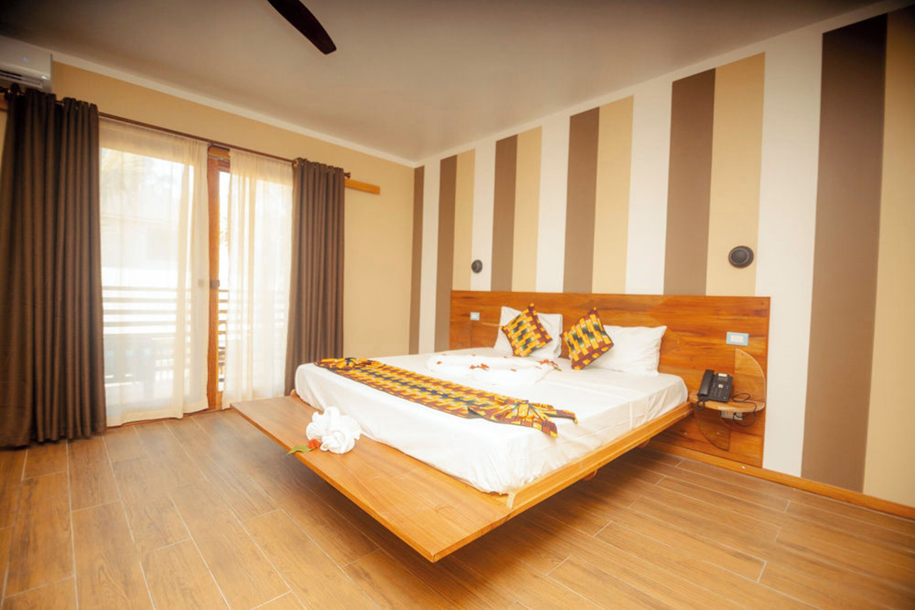Double Room, Garden View | Down comforters, in-room safe, blackout drapes, bed sheets