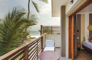 Double Room, Sea View | Water view - Blackstone Beach Resort  (Uroa)
