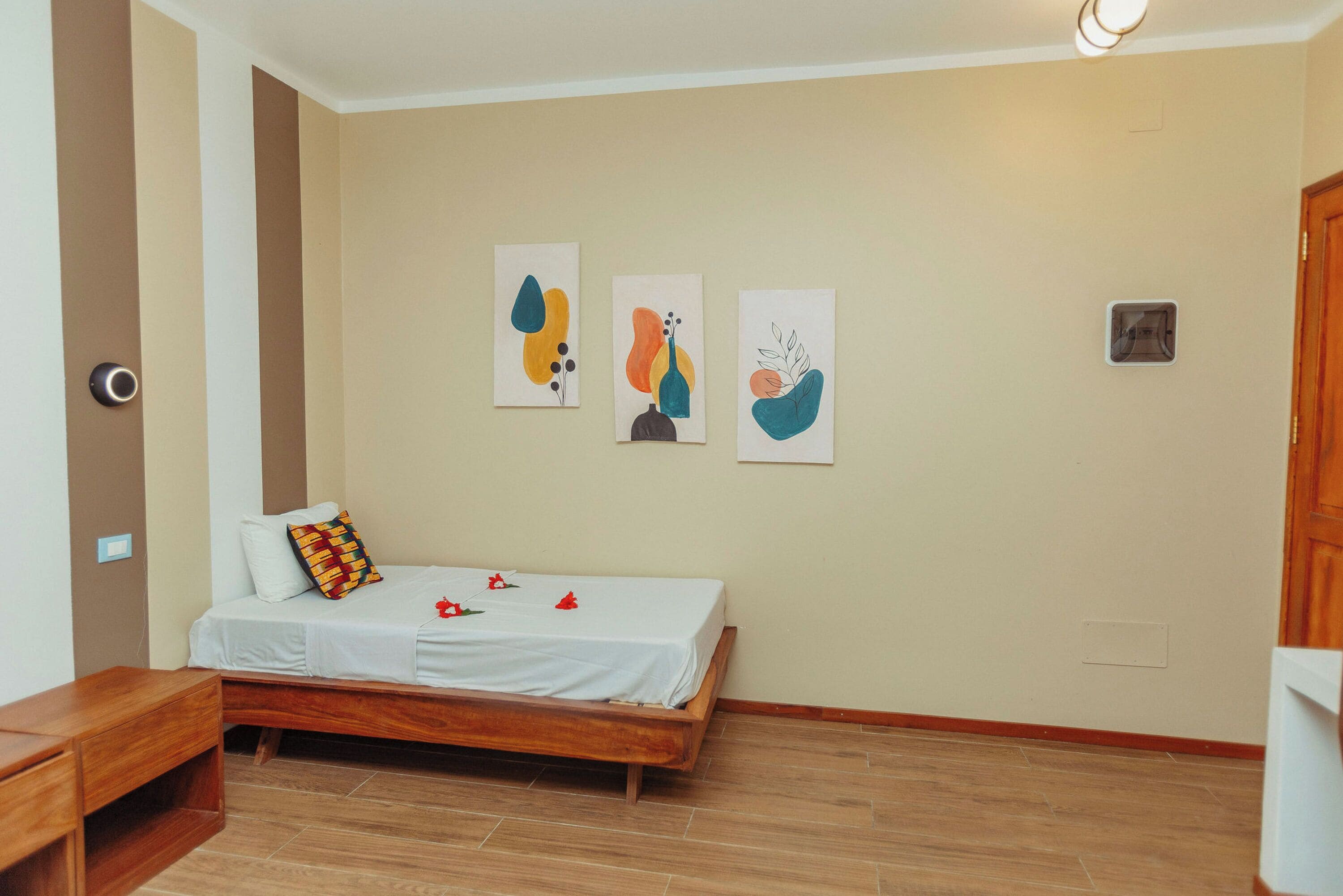 Chambre Triple, vue jardin