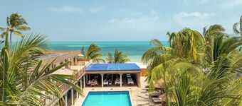 Blackstone Beach Resort 