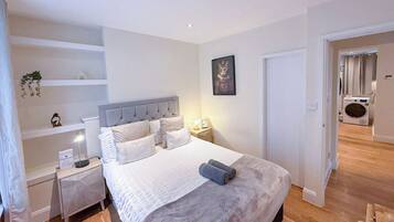 2 bedrooms, desk, iron/ironing board, travel cot