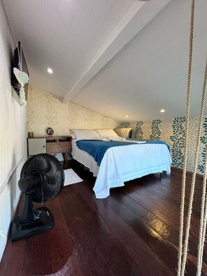 Toetasjesleilighet – exclusive, sjøutsikt | 1 soverom, skrivebord for bærbar PC og wi-fi (inkludert)