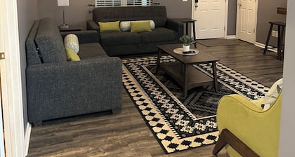 3 BR, 2BA - close to Concord Mills Mall, Speedway, Cabarrus Arena & Event Center