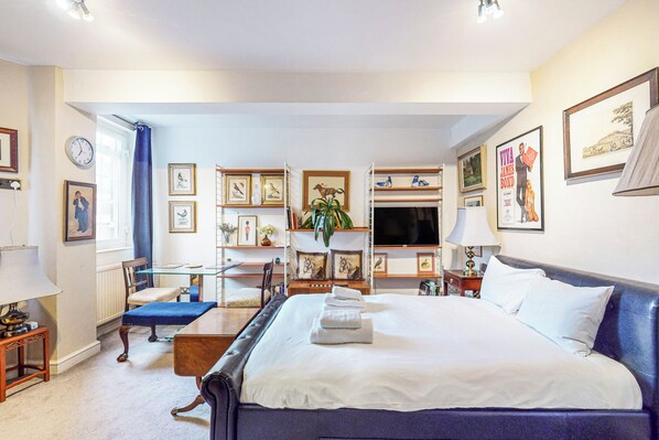 アイロン / アイロン台、WiFi、ベッドシーツ