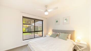 3 bedrooms, iron/ironing board, travel cot, free WiFi