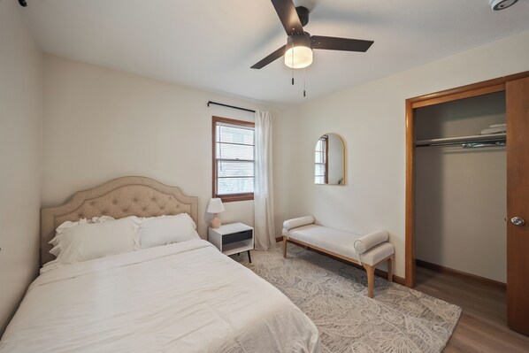 2 camere, ferro/asse da stiro, Wi-Fi gratuito, lenzuola