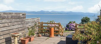 3 bedroom accommodation in Criccieth