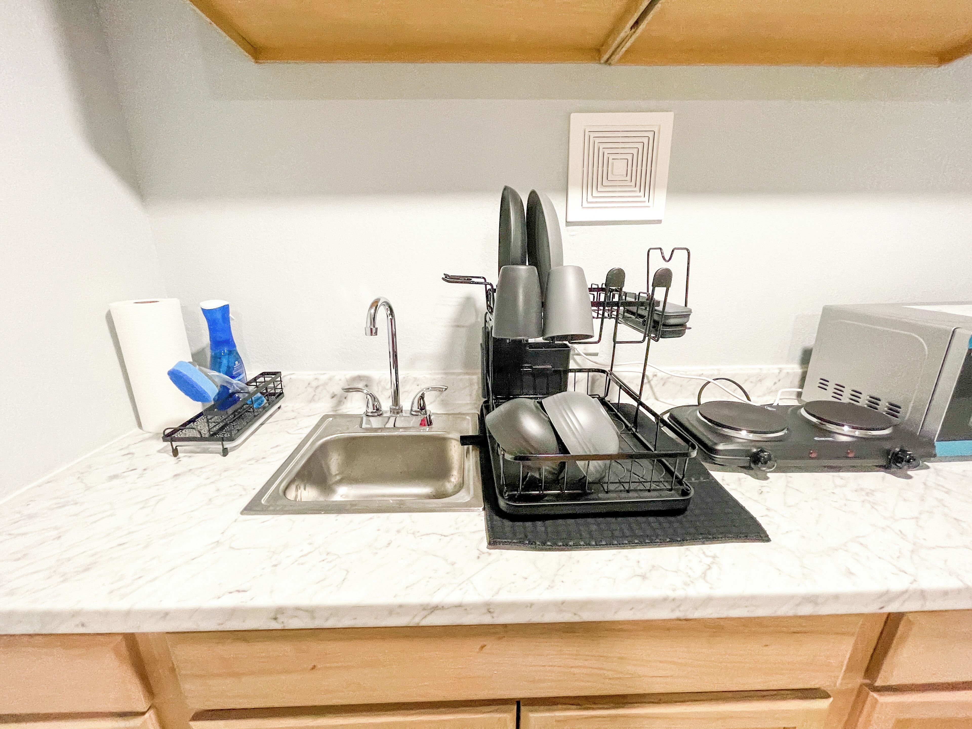 Microondas y placa de cocina