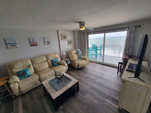 Dalton's sand and surf oceanfront 2-bedroom condo in enchanting Ormond Beach 