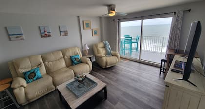 Dalton's sand and surf oceanfront 2-bedroom condo in enchanting Ormond Beach