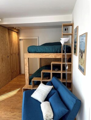 1 bedroom, iron/ironing board, WiFi, bed sheets - Charming Studio by the lake, 4 people, Lacanau (Lacanau)