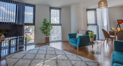 Sheffield 11th Floor City View Apartment