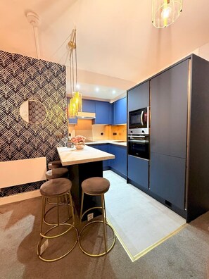 Fridge, microwave, oven, toaster