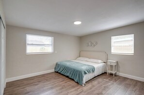 3 Schlafzimmer, Bügeleisen/Bügelbrett, WLAN, Bettwäsche