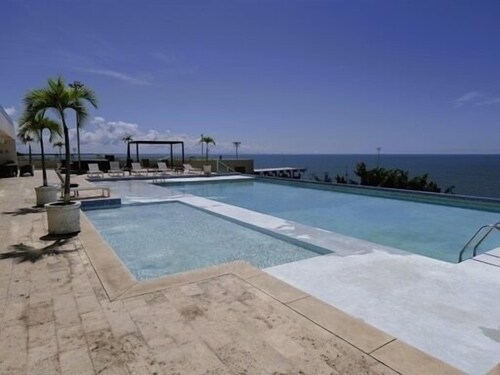 Pristine Spacious 3 beds, 2 baths. It’s in one the most sought out areas 