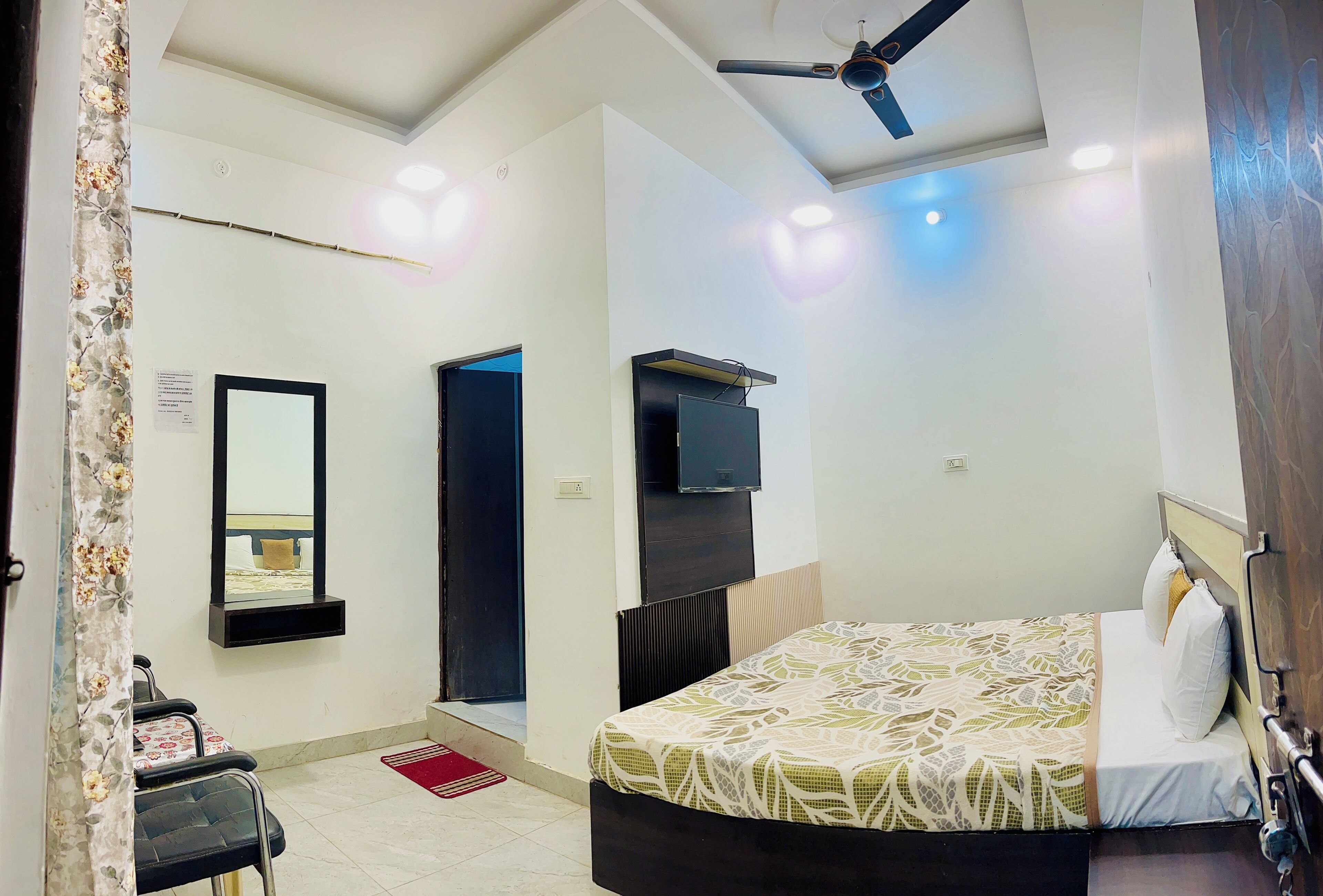 Basic Double Room | Desk, laptop workspace, free WiFi