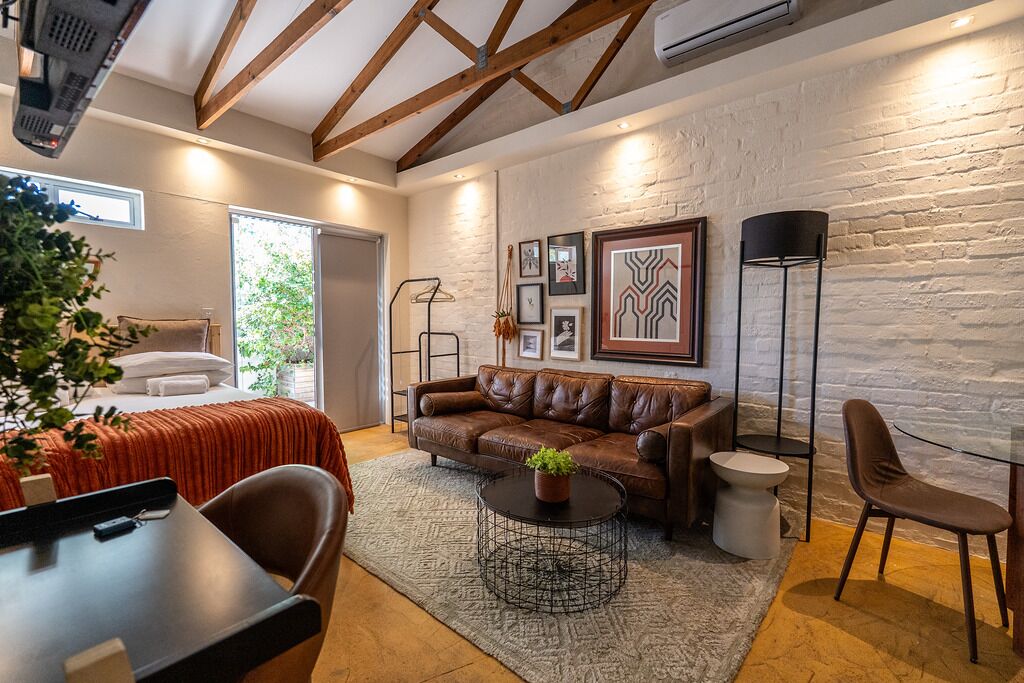 1 slaapkamer, een strijkplank/strijkijzer, wifi, beddengoed