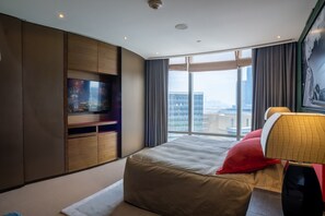 1 bedroom, desk, iron/ironing board, travel cot