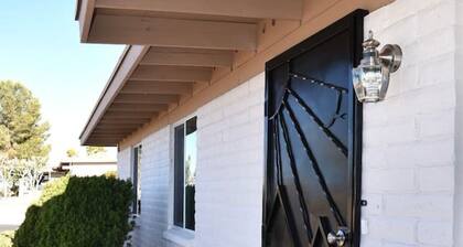 Casa Del Sol Close to all things Sierra Vista!