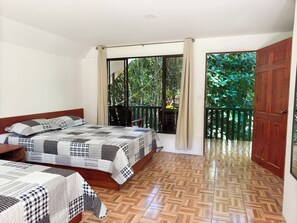 Deluxe Chalet, Balcony, Mountainside