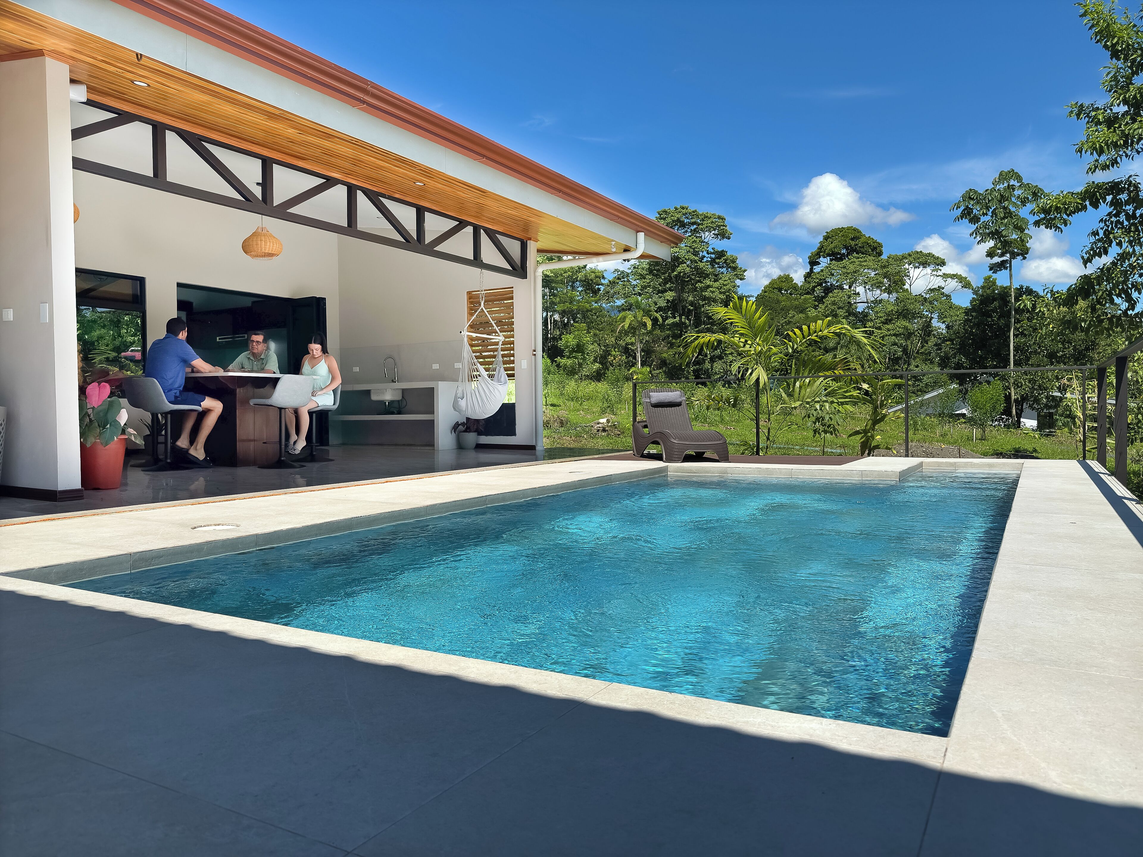 Vila Keluarga, kolam renang pribadi, pemandangan kebun | Teras/patio