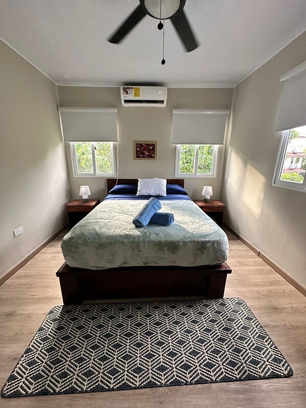 2 bedrooms, desk, free WiFi, bed sheets