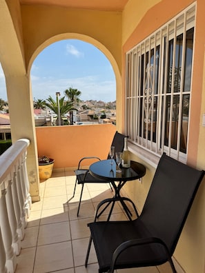 Outdoor dining - 2 Bed Apartment La Florida, Orihuela, Costa Blanca (Orihuela)