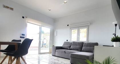 Casita Mercy semi-detached house on a quiet finca in the south of Tenerife