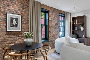 2 Bedroom Loft Apartment