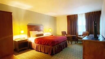 Standard Single Room, 1 Queen Bed, Courtyard View