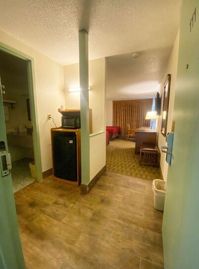 Galesburg Extended Stay