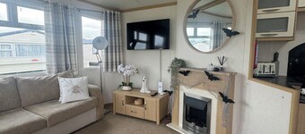 Marine Getaways Caravan Hire
A home from home experience in luxury..