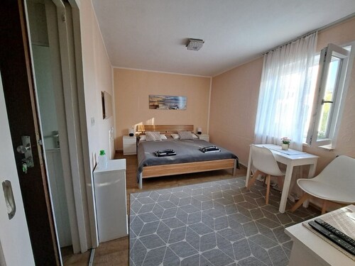 Welcome to your home away from home! Charming one-bedroom apartment!