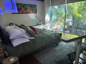 3 soverom, skrivebord, strykejern/-brett og wi-fi