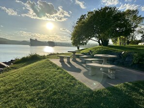 Outdoor dining - Stunning Waterfront View! -Condo (Two Harbors)
