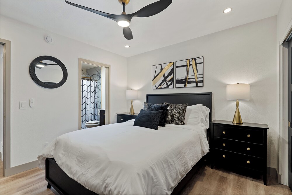 Elegant 2bedroom townhome in Central Tucson with WiFi, AC Tucson Vrbo