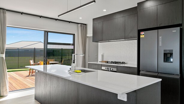 Coffee/tea maker, fridge, microwave, oven - Stylish New Retreat in Taupo (Taupo)