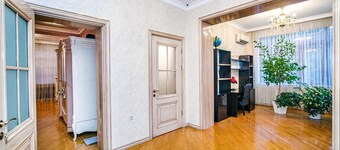 Central luxuries spacious appartment in Nizami street Torgovi