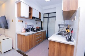 Private kitchen - Fully furnished 1 bedroom apartment at the heart of Nairobi. (Nairobi)