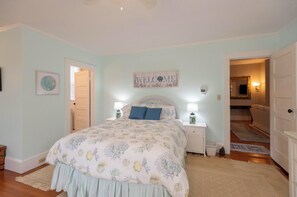 7 habitaciones, caja de seguridad en la habitación y escritorio 