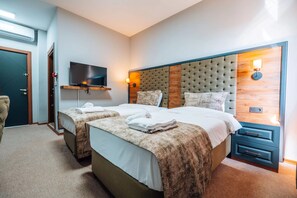 Standard Twin Room, Mountain View | Premium bedding, in-room safe, laptop workspace, soundproofing - Mysia Olympos Hotel (Kestel)