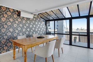 Apartment | In-room dining