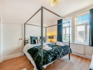 5 chambres, Wi-Fi gratuit, draps fournis