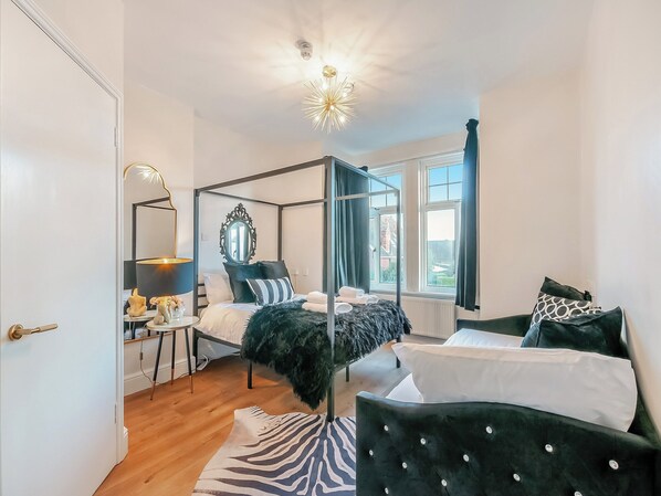 5 Schlafzimmer, kostenloses WLAN, BettwÀsche