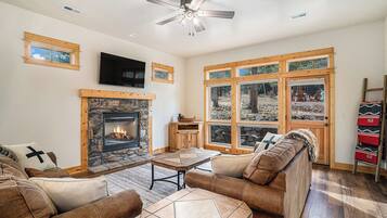 Smart TV, fireplace, video games, ping pong