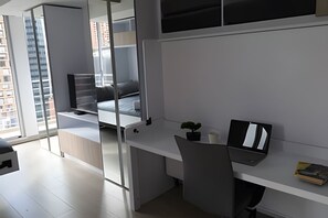 Apartamento standard, para não fumantes, vista para a cidade | Parte interna
