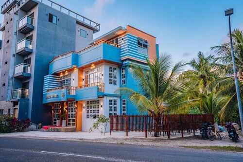 Spacious 6-bedroom house in marvelous Fuvahmulah with AC, WiFi