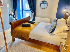 4 chambres, fer et planche à repasser, accès Internet, draps fournis